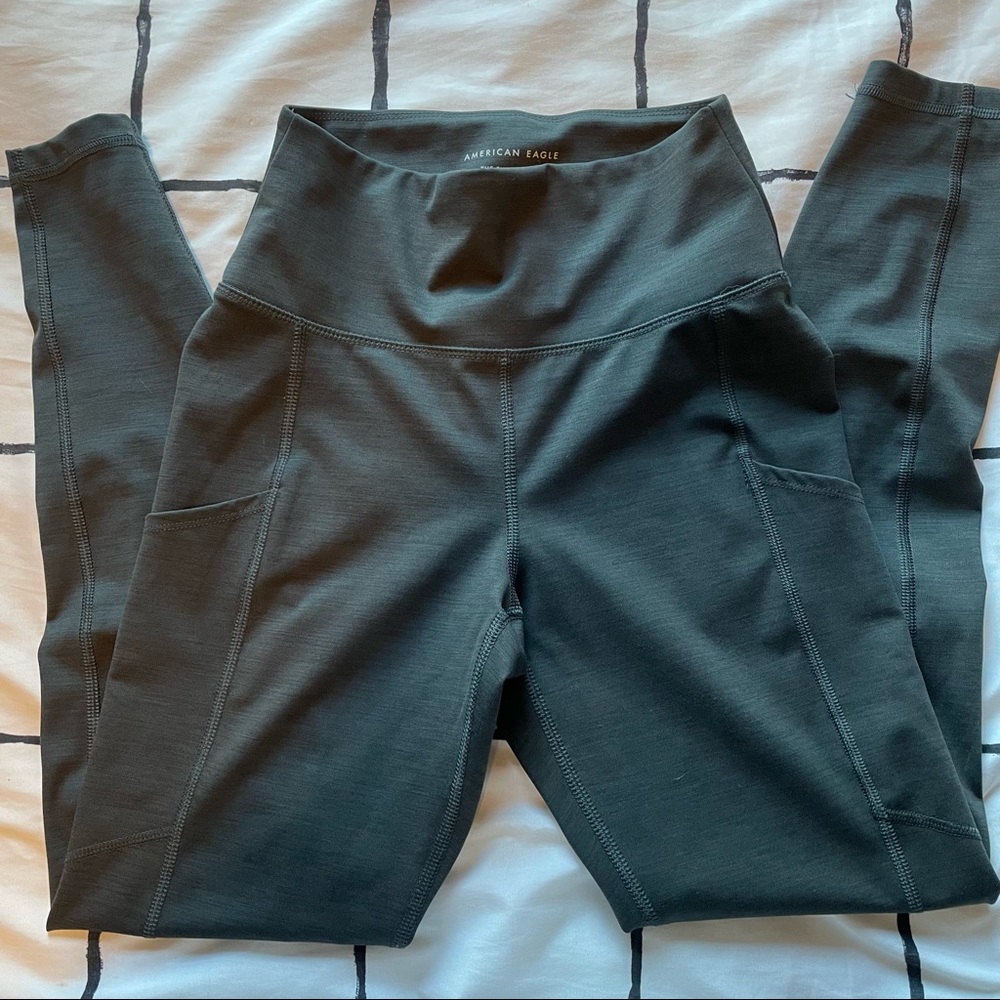 American Eagle leggings